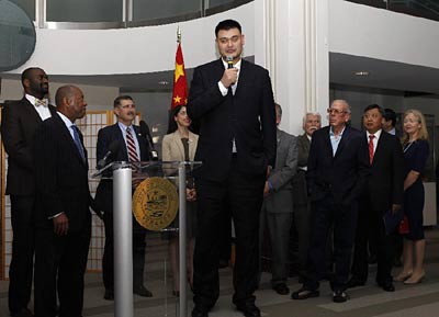 宫持刀行凶法国政府称此事具恐袭特征j9平台【文体艺苑】一男子在卢浮(图3) 宫持刀行凶法国政府称此事具恐袭特征j9平台【文体艺苑】一男子在卢浮(图3)